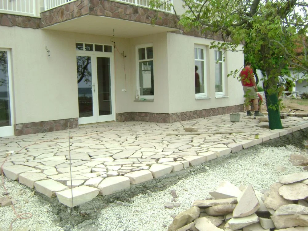 Terasz kőburkolat